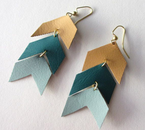 earrings_leather